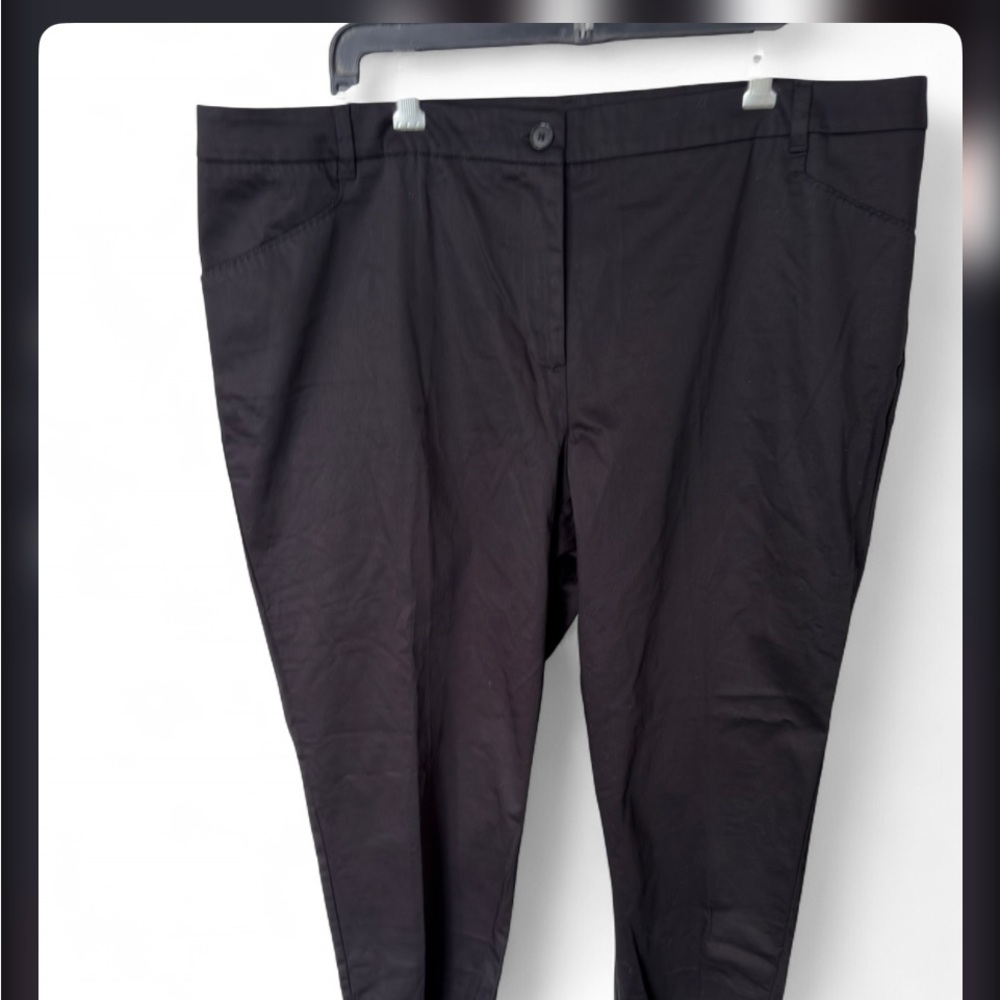 Reitmans black capris Pants